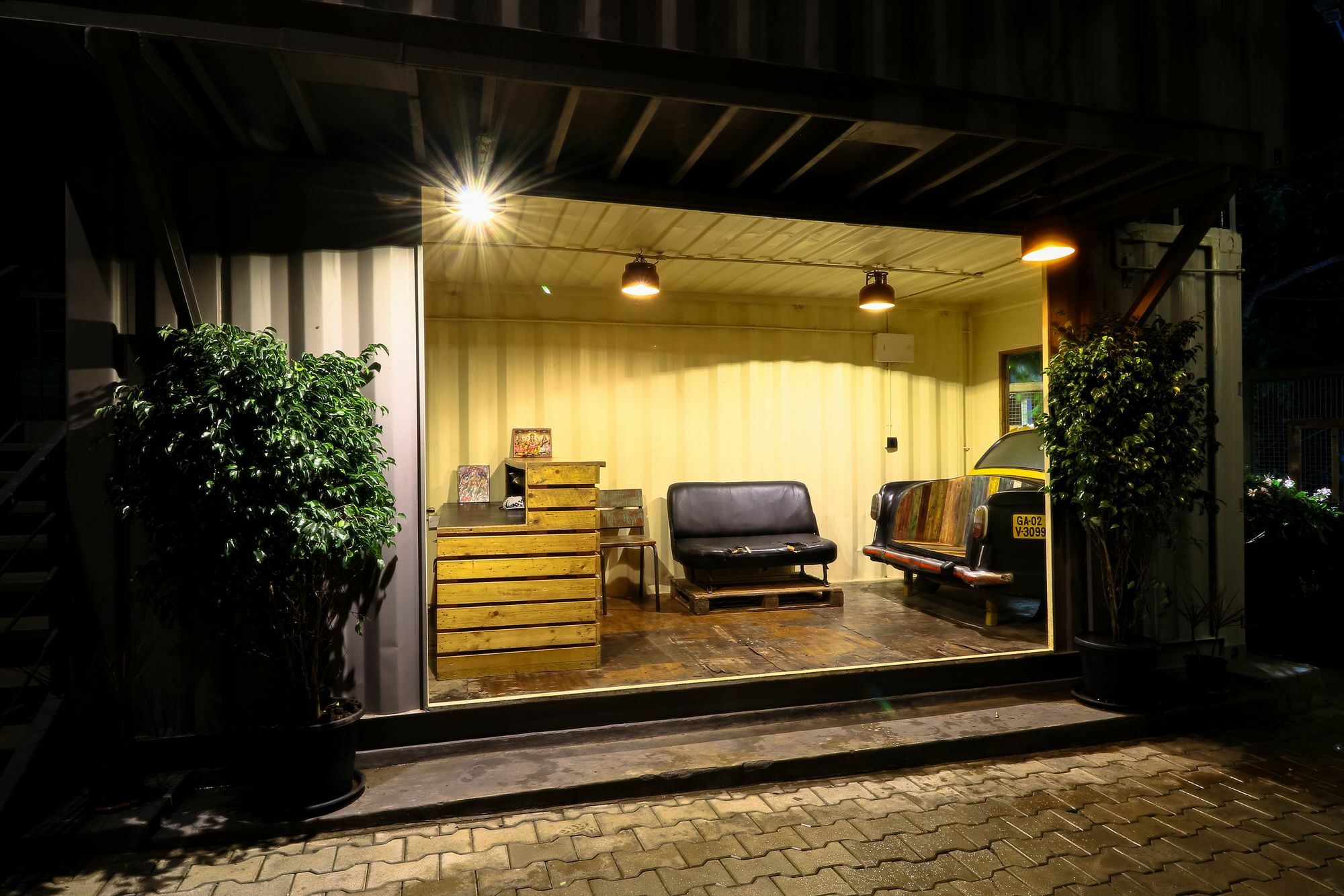 Beach Box Hotel Baga Gosavvy Collection Экстерьер фото